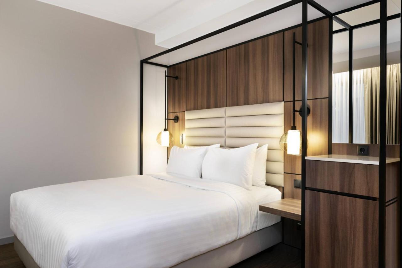 Ac Hotel By Marriott Stockholm Ulriksdal Солна Экстерьер фото