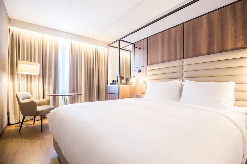 Ac Hotel By Marriott Stockholm Ulriksdal Солна Экстерьер фото